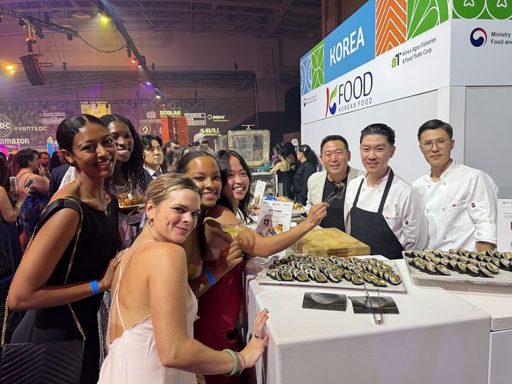 [세종=뉴시스] 농림축산식품부와 한국농수산식품유통공사(aT)는 지난 3일 미국 워싱턴DC에서 열린 '제43회 라미 어워즈(RAMMY Awards)'에 참가해 한국산 K-푸드 식재료를 홍보했다고 5일 밝혔다. (사진=aT 제공) 2025.08.05. photo@newsis.com *재판매 및 DB 금지
