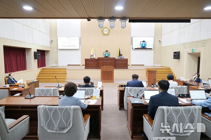 [연천=뉴시스] 제293회 임시회. (사진=연천군의회 제공) 2025.08.05 photo@newsis.com