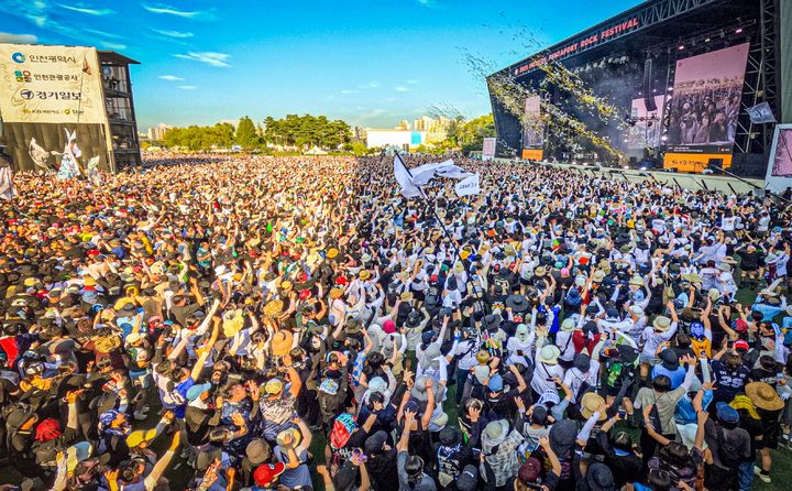 [서울=뉴시스] '2025 인천 펜타포트 록 페스티벌' 현장. (사진 = 펜타포트 사무국 제공) 2025.08.05. photo@newsis.com *재판매 및 DB 금지