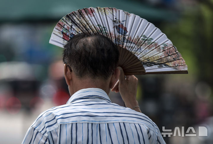 인천, 낮 최고 30도 무더위…아침부터 차차 맑아져