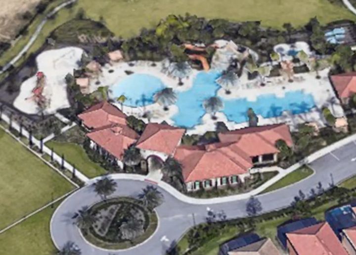 [뉴시스] 4일(현지시각) 뉴욕포스트에 따르면 사건이 발생한 리조트는 대형 수영장을 특징으로하는 올랜도 인근의 한 고급 리조트로 전해졌다. (출처=뉴욕포스트) *재판매 및 DB 금지