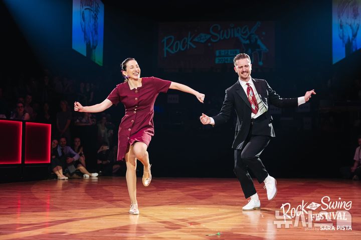 [서울=뉴시스] '스윙&재즈 나이트'에 출연하는 보르도스윙의 공연 장면. (사진=세종문화회관 제공)