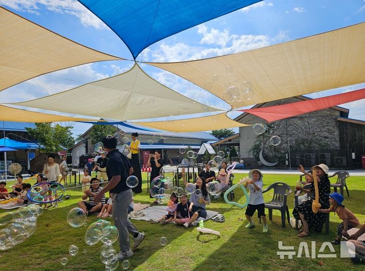 [완주=뉴시스] 전북 완주군이 지난달 '문화관광복지국'을 신설하고 주민 삶의 질 향상에 본격 나서고 있다. (사진=완주군 제공) 2025.08.06. photo@newsis.com *재판매 및 DB 금지