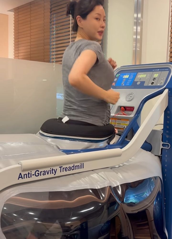 [서울=뉴시스] 배우 이하늬. (사진=이하늬 인스타그램 캡처) 2025.08.06. photo@newsis.com *재판매 및 DB 금지