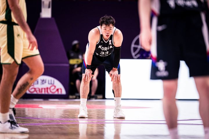 [서울=뉴시스] 남자 농구 국가대표팀의 이승현. (사진=FIBA 제공) *재판매 및 DB 금지