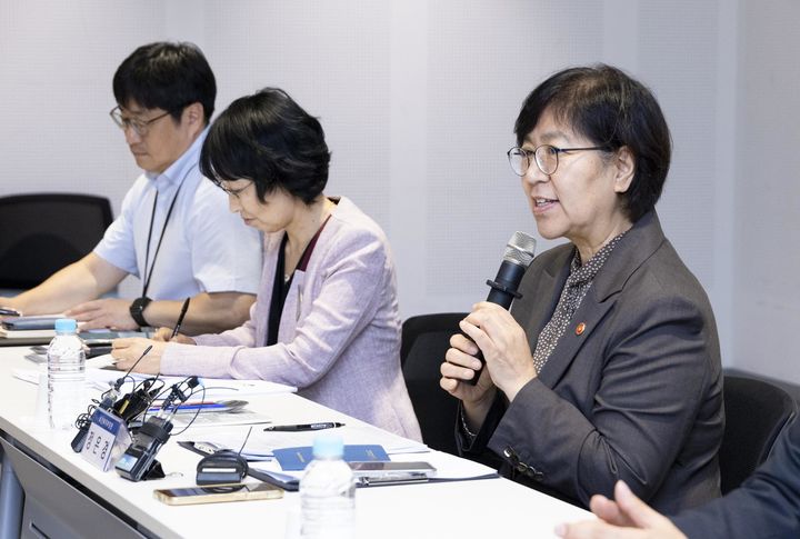 [서울=뉴시스] 정은경 보건복지부 장관이 지난 7일 서울 강남구 삼성생명 일원역빌딩에서 열린 '환자·소비자단체 현장 간담회'에서 발언하고 있다. (사진=보건복지부 제공) 2025.08.07. photo@newsis.com *재판매 및 DB 금지