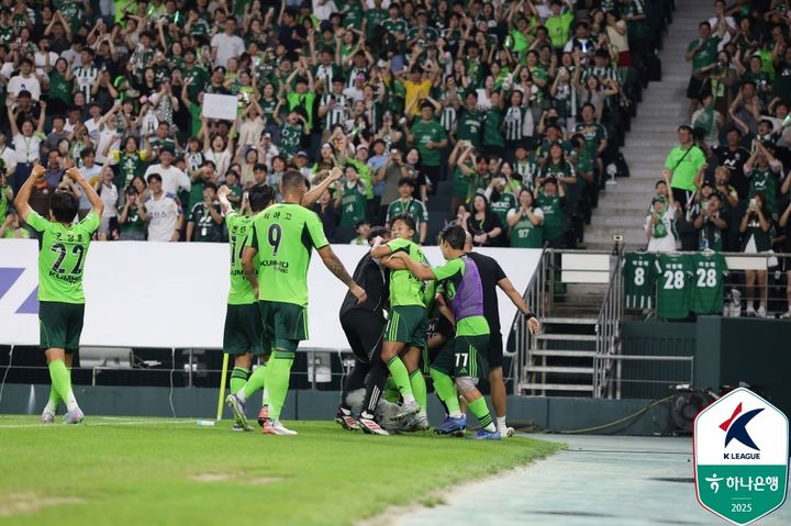 [서울=뉴시스] 프로축구 K리그1 전북현대의 이승우. (사진=한국프로축구연맹 제공) *재판매 및 DB 금지