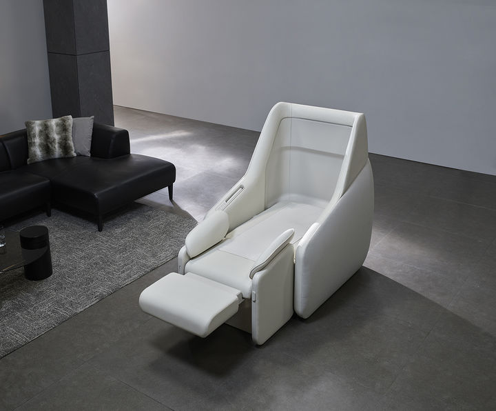 [서울=뉴시스] 세라젬은 CES 2025를 통해 처음 공개한 '마스터 V11'을 최근 출시하며 마스터 V 컬렉션의 라인업을 완성했다고 11일 밝혔다. (사진=세라젬 제공) 2025.08.11. photo@newsis.com *재판매 및 DB 금지