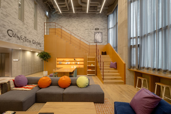 [서울=뉴시스] 에피소드 신촌캠퍼스 공용공간 릴렉싱. (사진=SK디앤디 제공) 2025.08.11. photo@newsis.com *재판매 및 DB 금지