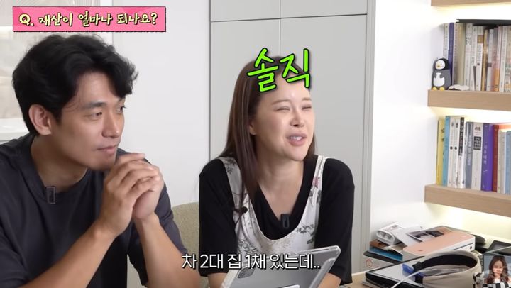 [서울=뉴시스] 가수 백지영(오른쪽)·배우 정석원 부부가 재산·생활 습관에 대해 솔직하게 밝혔다. (사진=유튜브 채널 '백지영' 캡처) 2025.08.11. photo@newsis.com *재판매 및 DB 금지