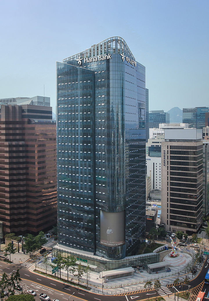 하나은행, 한화에비에이션 대규모 선순위 대출 계약