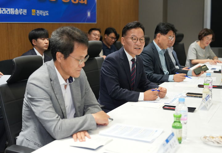 [무안=뉴시스] 강위원 전남 부지사. (사진 제공 = 전남도). 2025.08.11. photo@newsis.com *재판매 및 DB 금지