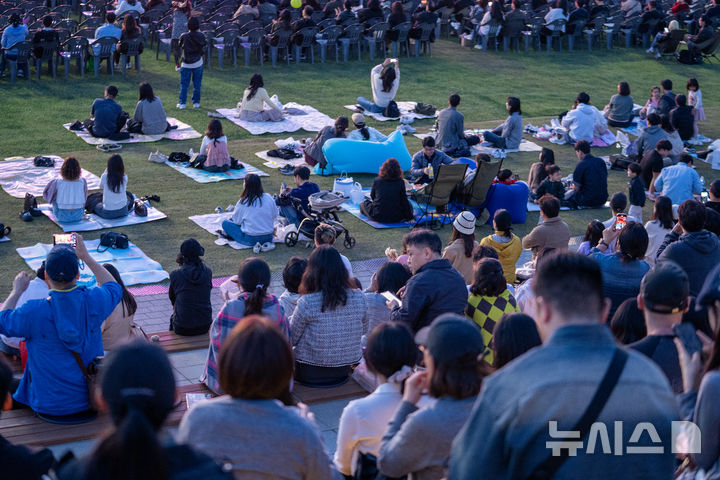 [서울=뉴시스]'노들노을스테이지' 전경. (사진=서울문화재단 제공)
