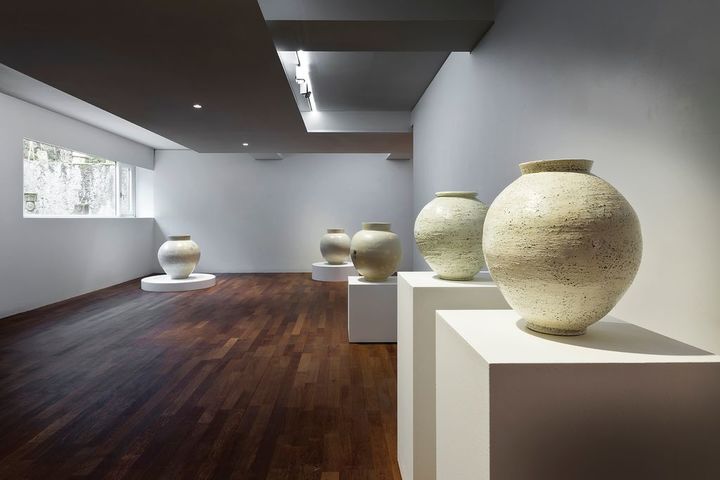 변승훈 '만다라 달항아리'. 사진=가나아트센터 제공. *재판매 및 DB 금지