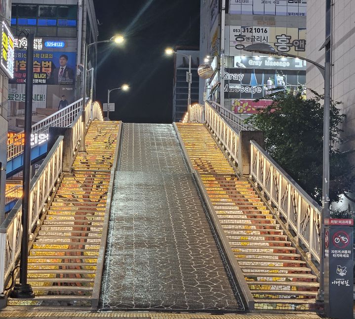 [대구=뉴시스] 대구 칠곡3지구 이태원길이 재정비된 모습. (사진=대구 북구 제공) 2025.08.12. photo@newsis.com *재판매 및 DB 금지