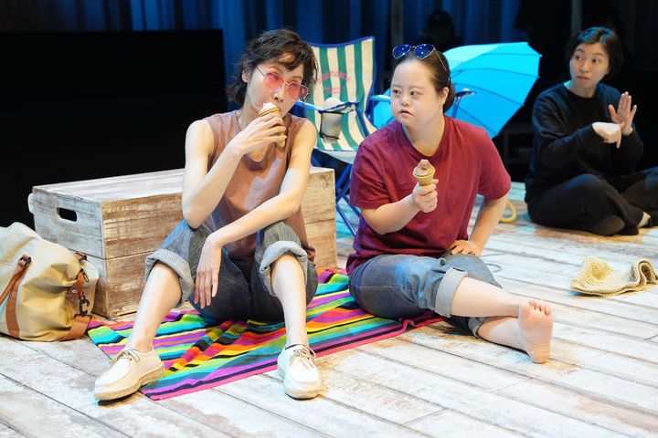 연극 '젤리페쉬' 공연 장면. (사진=한국장애인문화예술원, 옥상훈 제공) *재판매 및 DB 금지