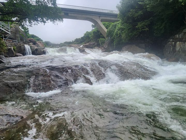 [산청=뉴시스] 서희원 기자= 13일 경남 산청군 시천면 중산리 계곡 2025. 08. 13. shw1881@newsis.com *재판매 및 DB 금지