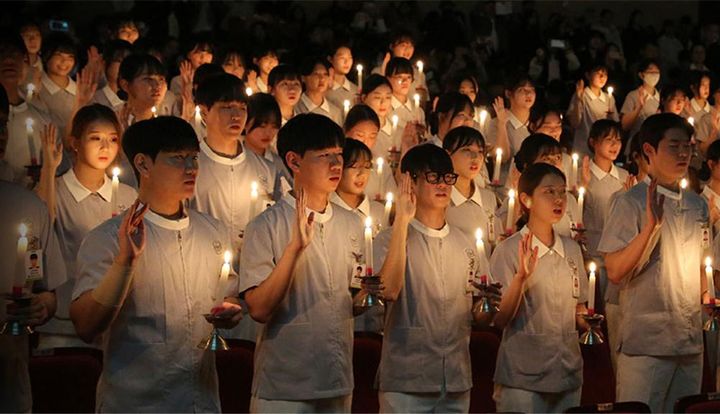 간호사 '금남의 벽' 허물었다…국시합격 5명중 1명 '남성'