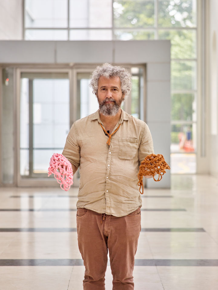 브라질 출신 세계적 조각가 에르네스토 네토(Ernesto Neto) *재판매 및 DB 금지