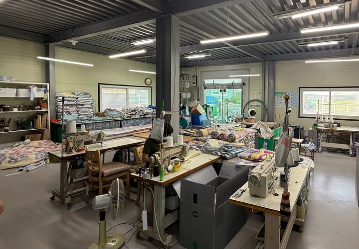 폐현수막 재활용 마대 작업장. (사진=양평군 제공) photo@newsis.com *재판매 및 DB 금지