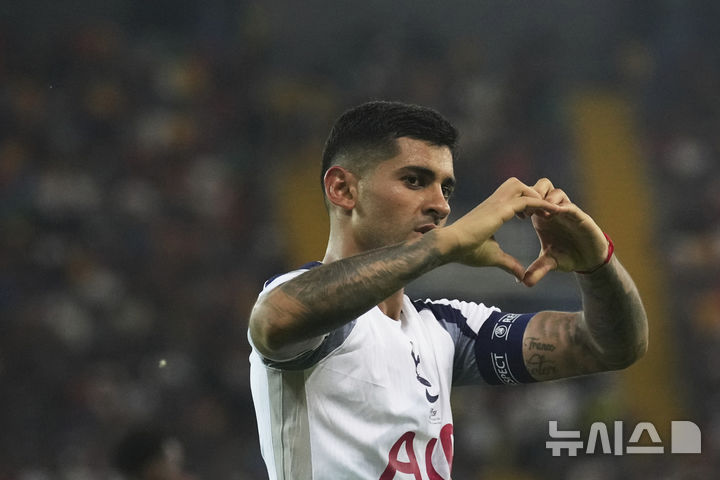 [우디네=AP/뉴시스] 잉글랜드 프로축구 프리미어리그(EPL) 토트넘 홋스퍼의 크리스티안 로메로. 2025.08.13.