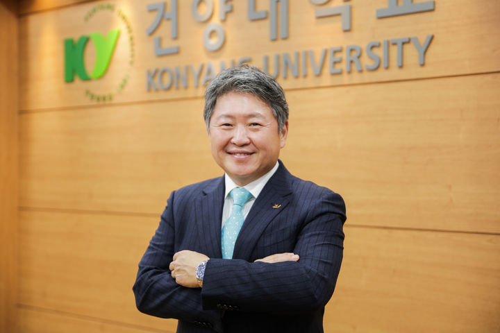 [논산=뉴시스] 김용하 건양대학교 총장. (사진=뉴시스 DB). photo@newsis.com *재판매 및 DB 금지