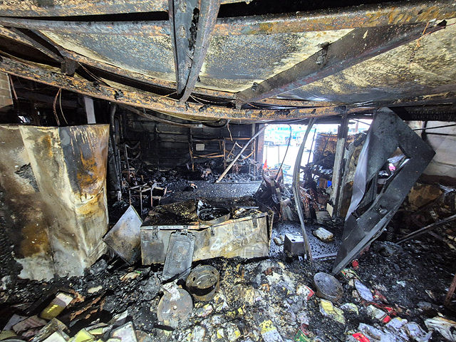 [당진=뉴시스] 지난 13일 오후 3시47분께 충남 당진시 송악읍 한진리의 한 횟집에서 불이 나 1억5600만원 상당(소방서 추산)의 재산피해가 발생했다. (사진=당진소방서 제공) 2025.08.14. photo@newsis.com *재판매 및 DB 금지