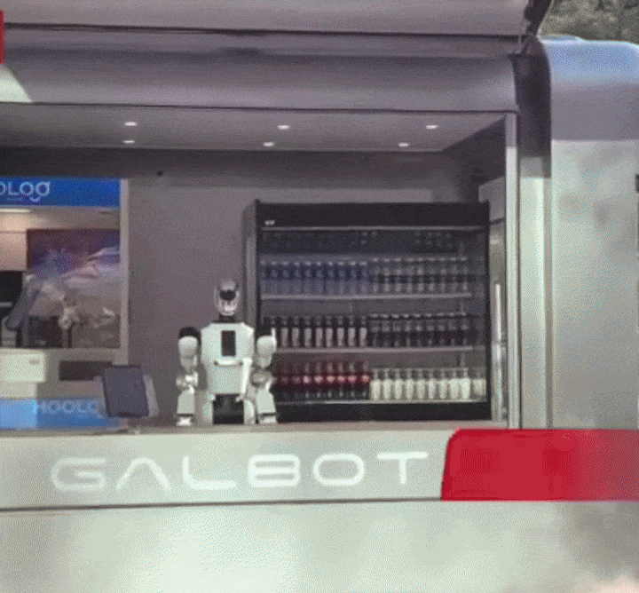[뉴시스] 베이징 첫 로봇 편의점에서 휴머노이드 로봇 'Galbot'이 주문과 결제부터 상품 전달까지 해내는 모습.(사진=베이징뉴스) *재판매 및 DB 금지