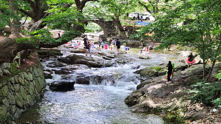 [무안=뉴시스] 전남 순천 주암 용오름마을 계곡. (사진 제공 = 전남도). 2025.08.14. photo@newsis.com *재판매 및 DB 금지