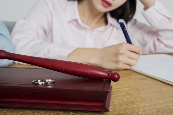 [서울=뉴시스] 남편의 상간녀에게 소송을 걸었다가 되레 남편과 시댁에게 막말을 듣고 이혼을 요구받았다는 사연이 전해졌다. 사진은 본 기사와 관계 없음. 2025.08.14. *재판매 및 DB금지 *재판매 및 DB 금지