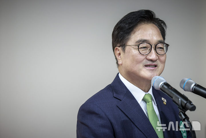 [서울=뉴시스] 정병혁 기자 = 우원식 국회의장이 14일 서울 서대문구 국립대한민국임시정부기념관에서 열린 광복 80주년 특별전시 '임시의정원에서 국회로' 개막식에서 축사를 하고 있다. 2025.08.14. jhope@newsis.com