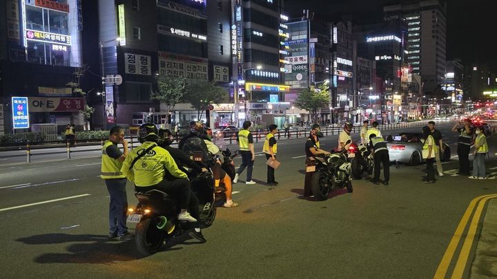 경기남부청 '3·1절 폭주족' 특별 단속