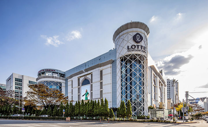 [창원=뉴시스]롯데백화점 창원점.(사진=롯데백화점 창원점 제공) 2025.08.16.photo@newsis.com *재판매 및 DB 금지