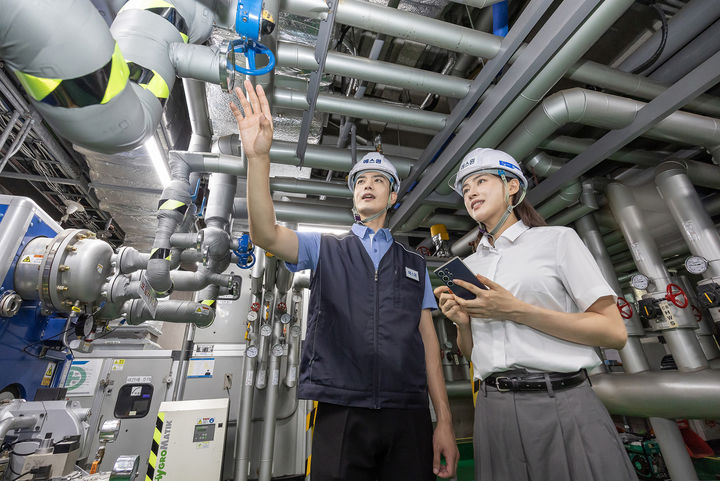 [서울=뉴시스] 에스원은 공공시설들이 안전 강화에 나서는 시장 변화 속에서 '블루스캔'이 주목받고 있다고 17일 밝혔다. (사진=에스원 제공) photo@newsis.com *재판매 및 DB 금지