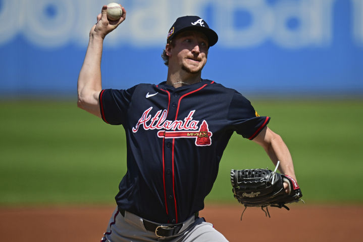 [클리블랜드=AP/뉴시스] 메이저리그(MLB) 애틀랜타 브레이브스 소속 에릭 페디가 지난 17일(현지 시간) 미국 오하이오주 클리블랜드 프로그레시브 필드에서 열린 2025 MLB 클리블랜드 가디언스와의 경기에 선발 등판해 역투하고 있다. 2025.08.25.