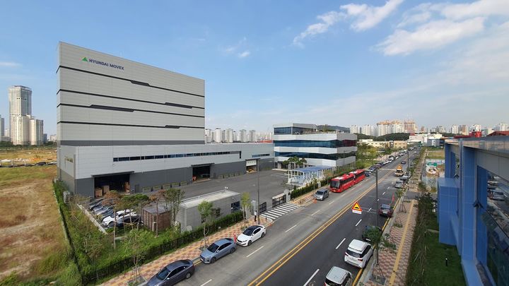 [서울=뉴시스] 현대무벡스 청라R&D센터 전경. (사진=현대무벡스 제공) 2025.8.18. photo@newsis.com *재판매 및 DB 금지