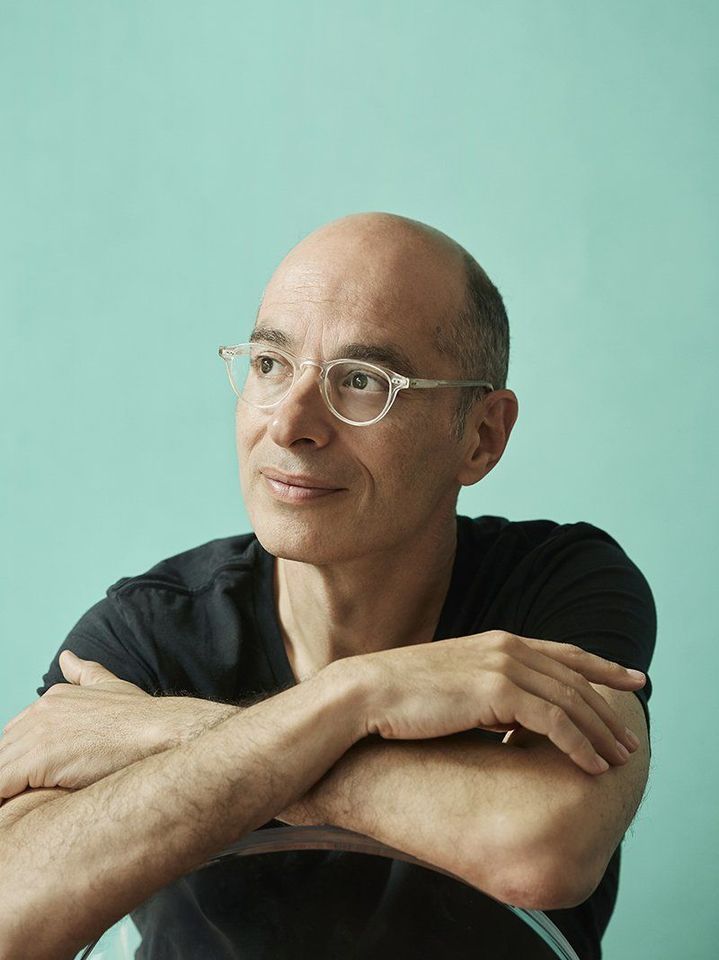 [대구=뉴시스] 세계적인 작가 베르나르 베르베르와 대한민국 대표 실내악단 세종솔로이스츠, 세계적 아티스트 플루티스트 최나경, 기타리스트 드니 성호가 함께하는 융복합 공연 '키메라의 시대'를 선보인다. (사진 = 수성문화재단 제공) 2025.08.18. photo@newsis.com *재판매 및 DB 금지