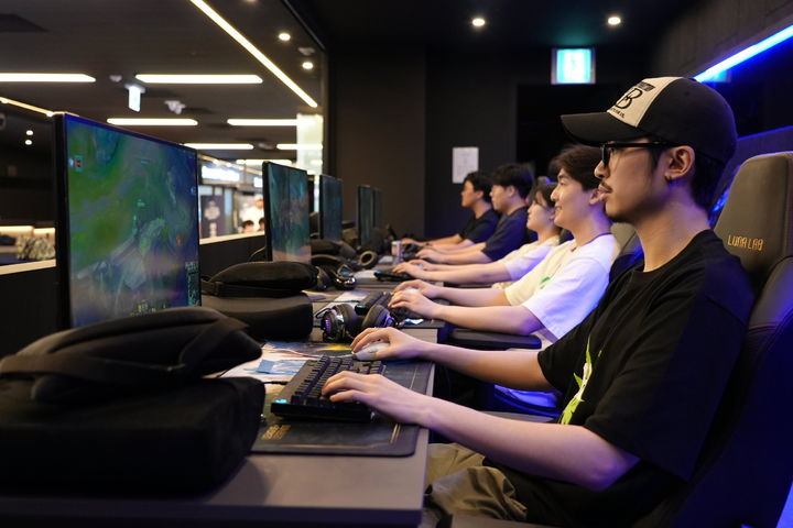 [진주=뉴시스]진주시상권활성화재단, ‘2025 e스포츠 페스티벌’ 개최.(사진=재단 제공).2025.08.19.photo@newsis.com *재판매 및 DB 금지