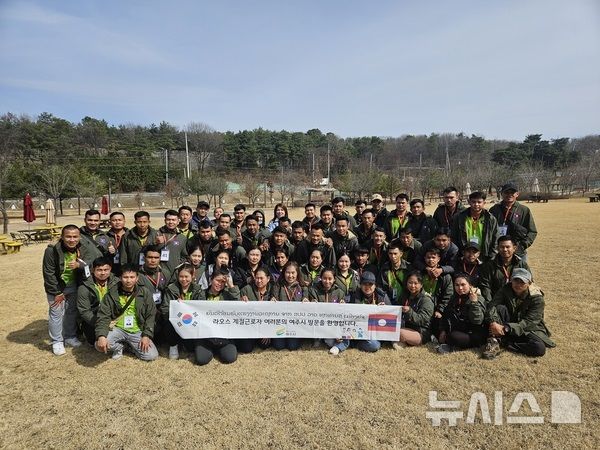 [여주=뉴시스]최근 입국, 여주시에 배치된 외국인 계절근로자들(사진=여주시 제공)2025.08.20.photo@newsis.com*재판매 및 DB 금지