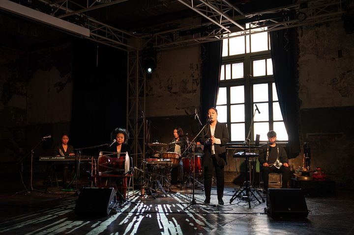 음악그룹 '더튠'의 공연 장면. (사진=전통공연예술진흥재단 제공) *재판매 및 DB 금지