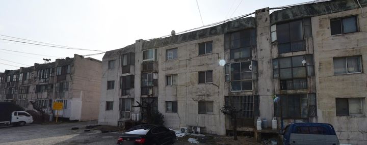 [창원=뉴시스] 강경국 기자 = 경남 창원시 마산회원구 봉암동 봉암아파트. (사진=네이버 로드뷰 캡처). 2025.08.20. photo@newsis.com *재판매 및 DB 금지