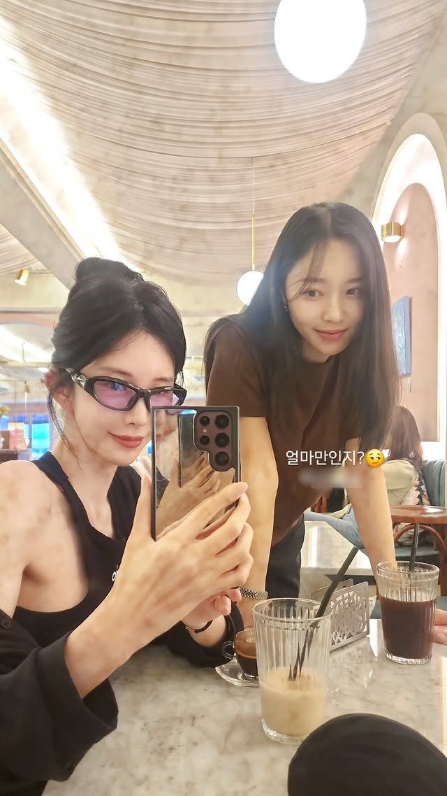 [서울=뉴시스] 신주아, 이솔이. (사진=신주아 인스타그램 캡처) 2025.08.20. photo@newsis.com  *재판매 및 DB 금지