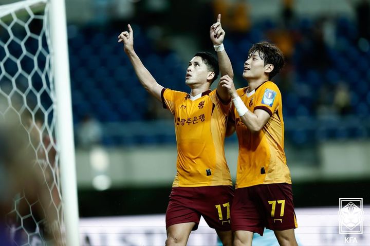 [서울=뉴시스]광주와 부천의 코리아컵 준결승 1차전. (사진=대한축구협회 제공)