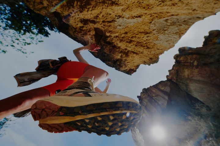 [서울=뉴시스] 생활문화기업 LF는 자사 미국 어반 아웃도어 슈즈 브랜드 '킨(KEEN)'이 트레일러닝화 '시크(Seek)'를 출시했다고 21일 밝혔다.(사진=LF 제공) *재판매 및 DB 금지