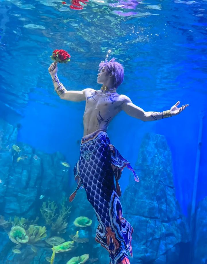 [뉴시스] 공연 중인 샤오 송이. (사진=QQ..com) 2025.8.21 *재판매 및 DB 금지