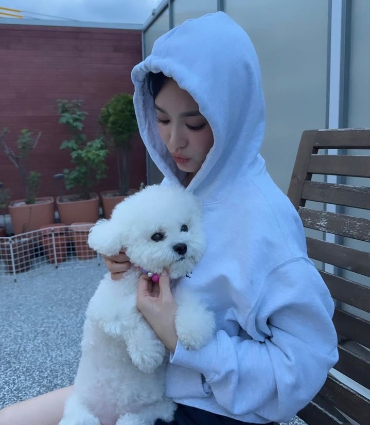 [서울=뉴시스] 배우 송혜교. (사진=송혜교 인스타그램 캡처) 2025.08.21. photo@newsis.com *재판매 및 DB 금지