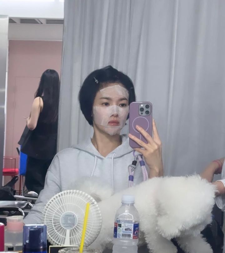 [서울=뉴시스] 배우 송혜교. (사진=송혜교 인스타그램 캡처) 2025.08.21. photo@newsis.com *재판매 및 DB 금지