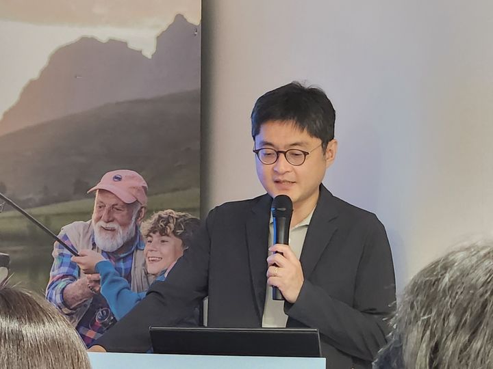 [서울=뉴시스] 이승주 기자 = 김인호 가톨릭대학교 서울성모병원 종양내과 교수는 지난 21일 기자들과 만나 전이성 요로상피세포암 1차 유지요법 중심으로 치료 전략이 변화하고 있다고 설명했다. 2025.08.22. photo@newsis.com *재판매 및 DB 금지