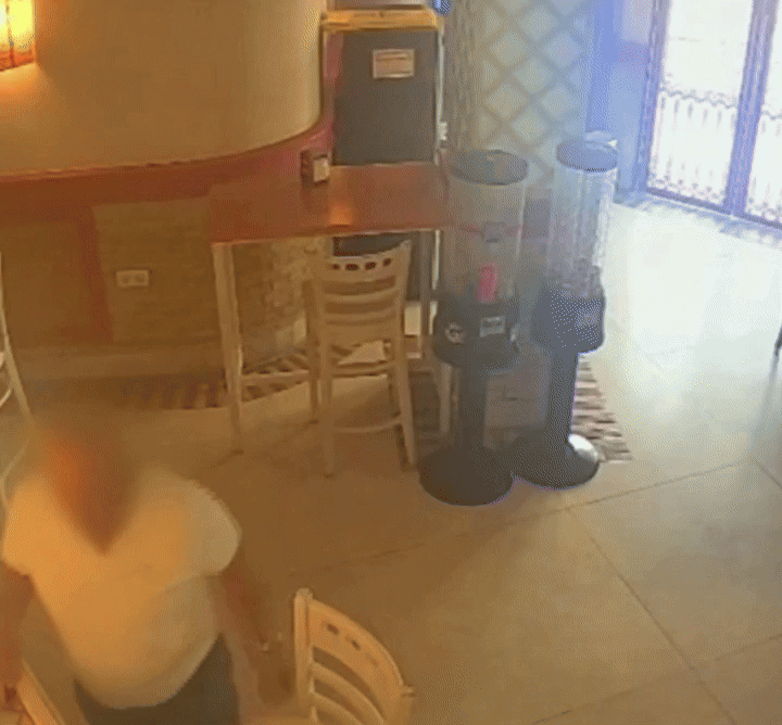 [뉴시스]직원이 샌드위치에 마요네즈를 주지 않자 남성이 카페에 불을 질렀다. (사진=데일리메일) 2025.8.21 *재판매 및 DB 금지