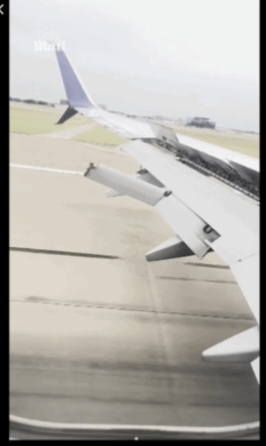 [뉴시스] 델타항공의 보잉 여객기에서 왼쪽 날개 끝 플랩 조각이 부러진 채 매달려 빨간 금속 부품이 공중에서 바람에 휘날리며 격하게 흔들리는 모습.(사진=뉴욕포스트) *재판매 및 DB 금지 *재판매 및 DB 금지